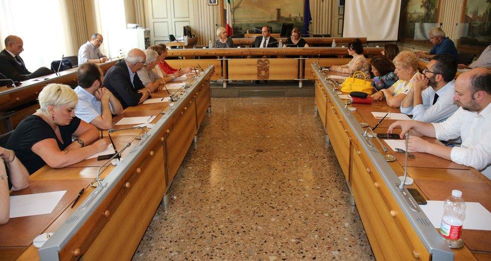 Lavoro, a Reggio Emilia parte il patto per l’occupazione  