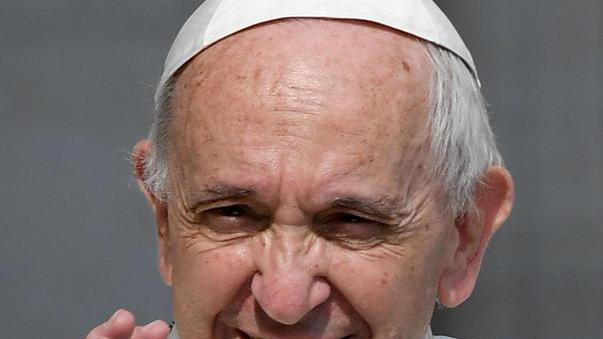 «Ero straniero» con il Papa “testimonial”