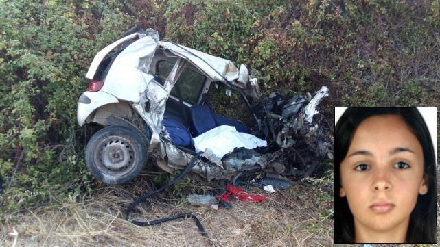 Scontro fra due auto a Tortolì: muore una ragazza di 22 anni