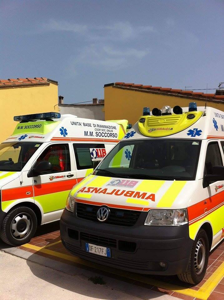 Cagliari, scontro auto moto al Poetto: grave un motociclista
