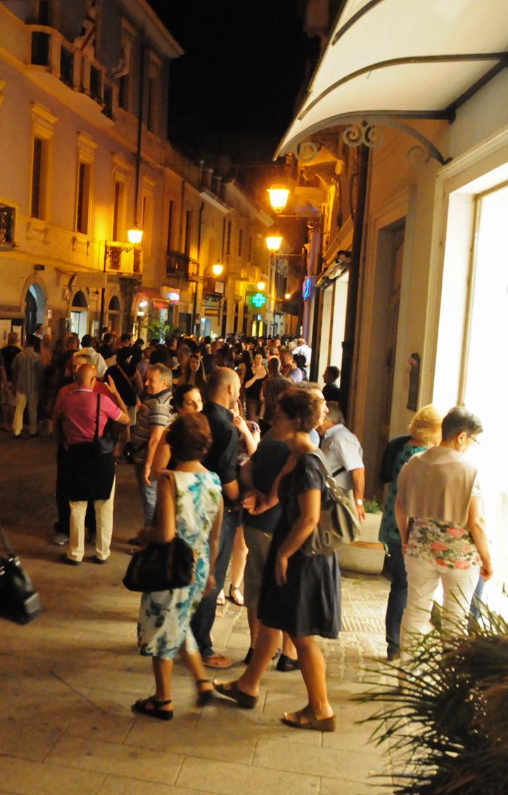 Shopping sotto le stelle, conto alla rovescia 