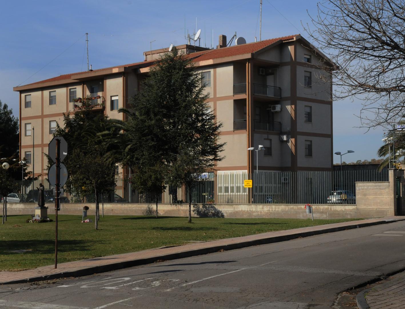 La caserma dei carabinieri di Mogoro