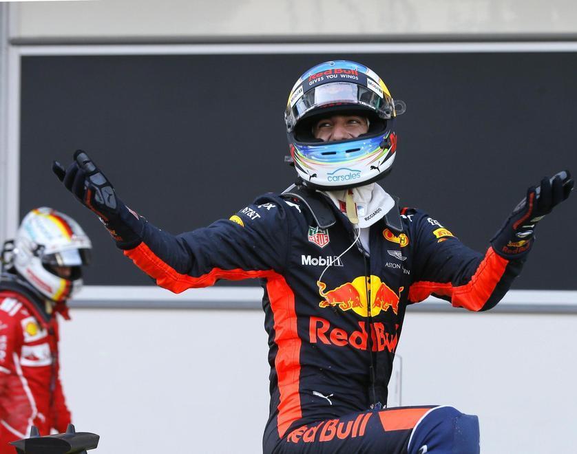 Tra i due litiganti a godere è Ricciardo 