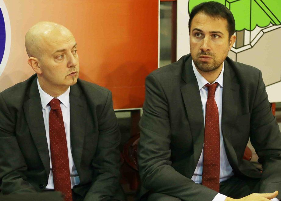 Frosini e Menetti a caccia di stranieri 