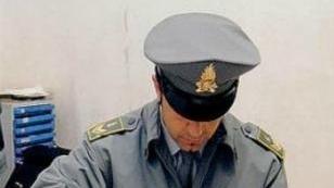 Un agente della Guardia di finanza (foto archivio)