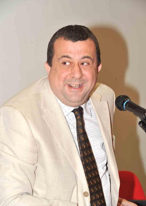 Tutti gli uomini del centrodestra attorno al nuovo primo cittadino 
