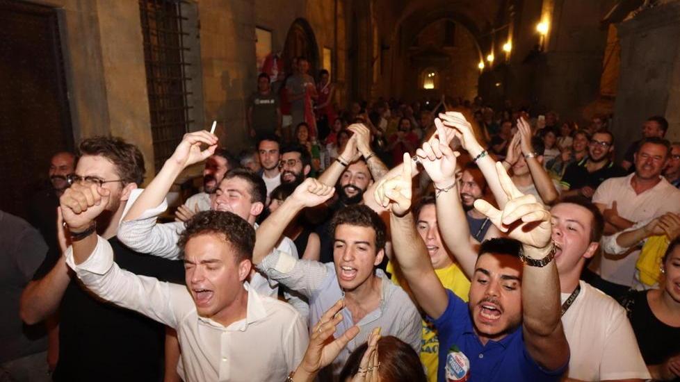 Al centrodestra 71 sezioni quasi cappotto in centro