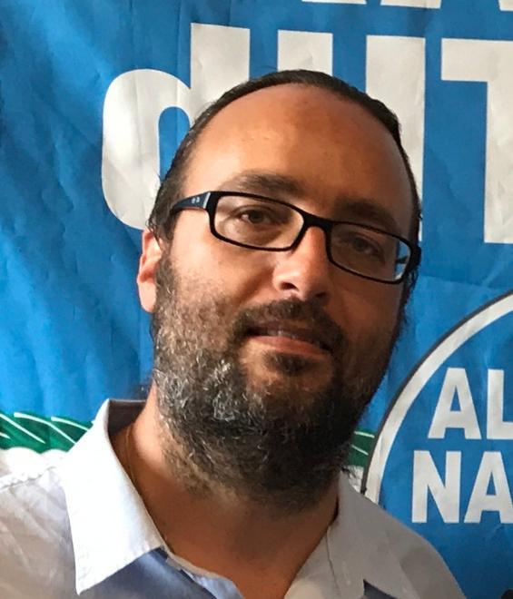 «Il sindaco s’incateni da Minniti» 