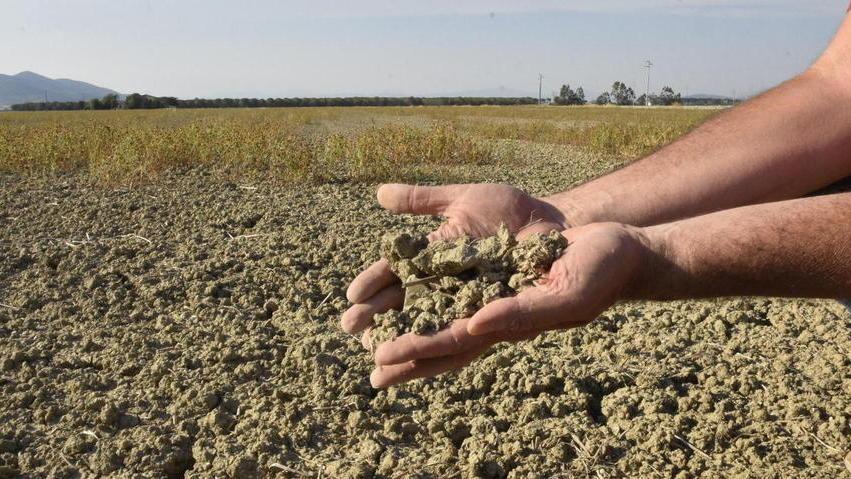 Crisi idrica, sanzioni per chi spreca l’acqua