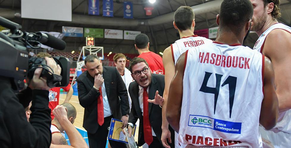  Colpo del Basket Golfo Persico torna a Piombino 