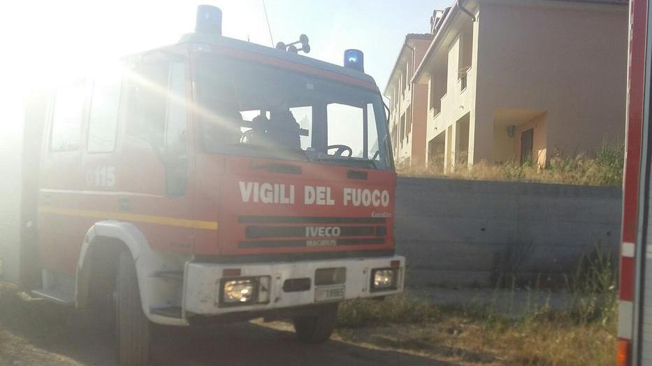 Le fiamme si riaffacciano sulla città