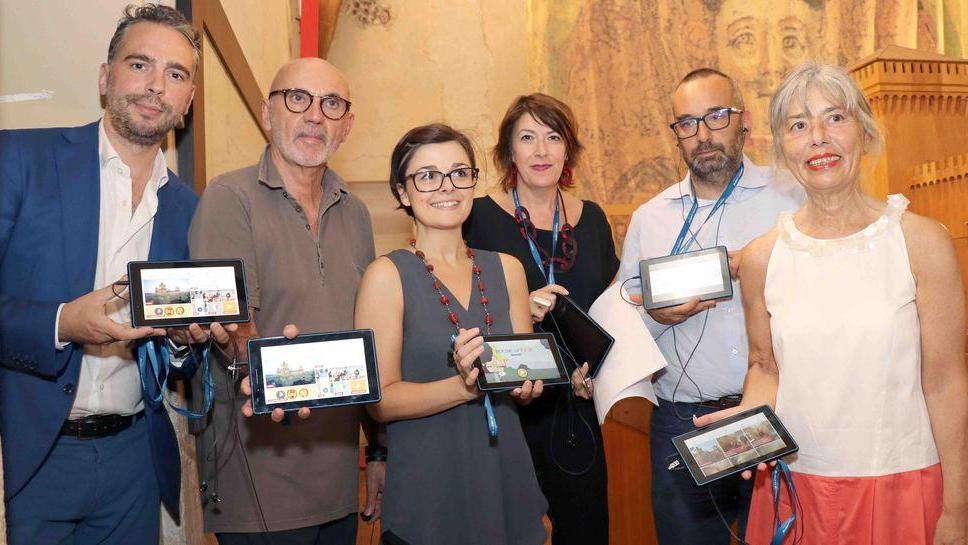 Le visite in Castello più facili per gli stranieri