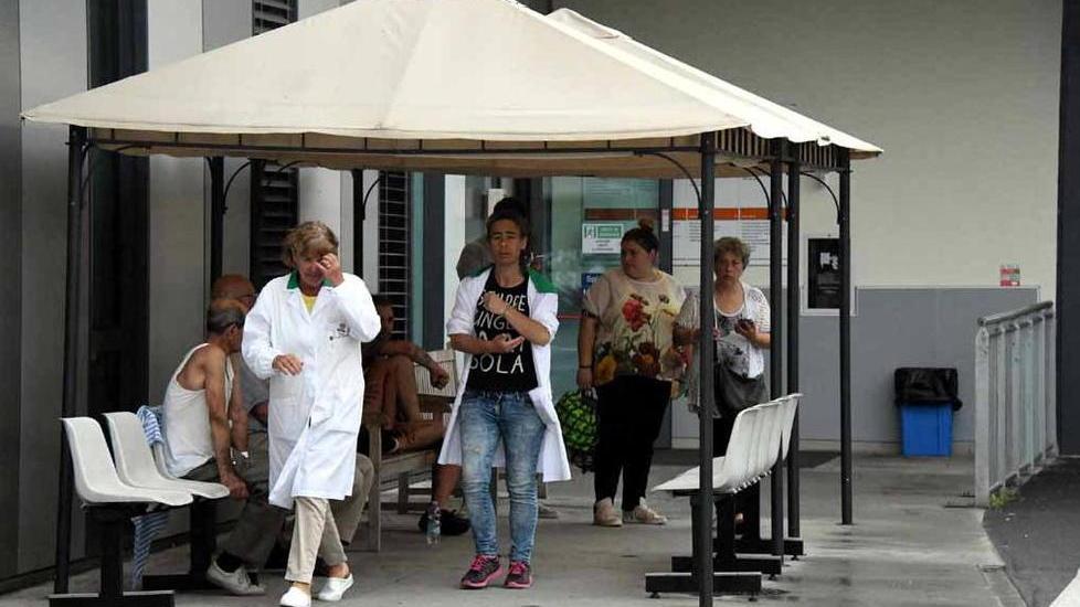 La Uil: «Il pronto soccorso in mano ai volontari: assurdo»