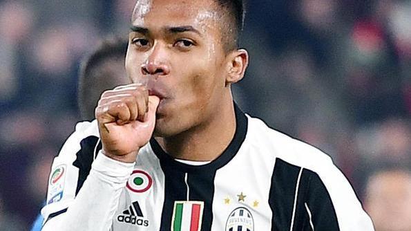 La Juve non molla Bernardeschi e Keita Ounas è del Napoli
