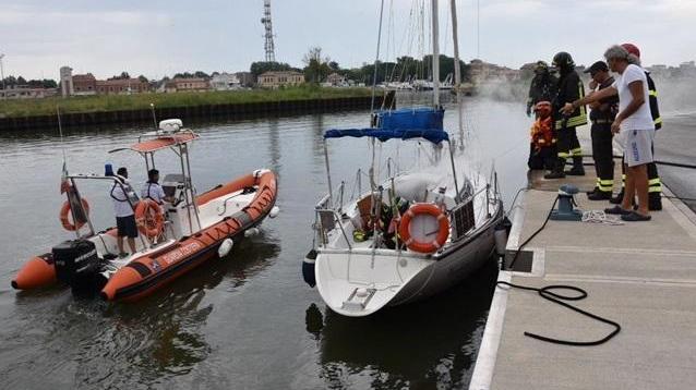 Incendio a bordo, ma è un’esercitazione