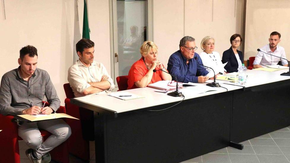 Terre del Reno, è subito scontro