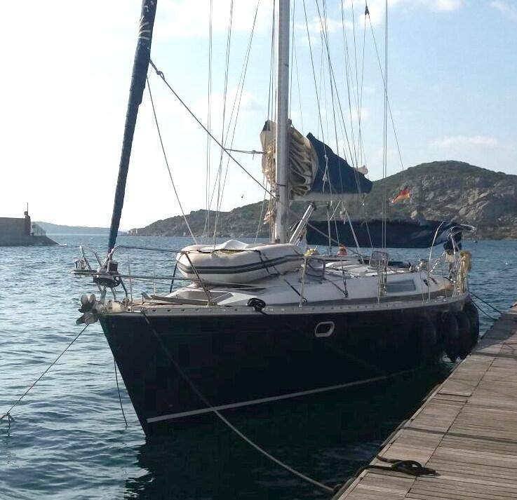 La Capitaneria  salva 7 naufraghi alla Maddalena