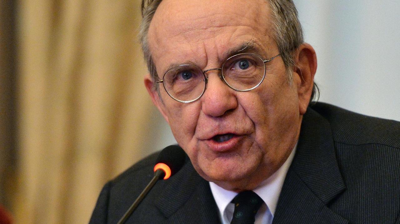 Il ministro dell'Economia Pier Carlo Padoan