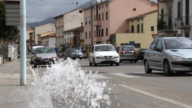 Perdite d’acqua dimezzate in sei anni