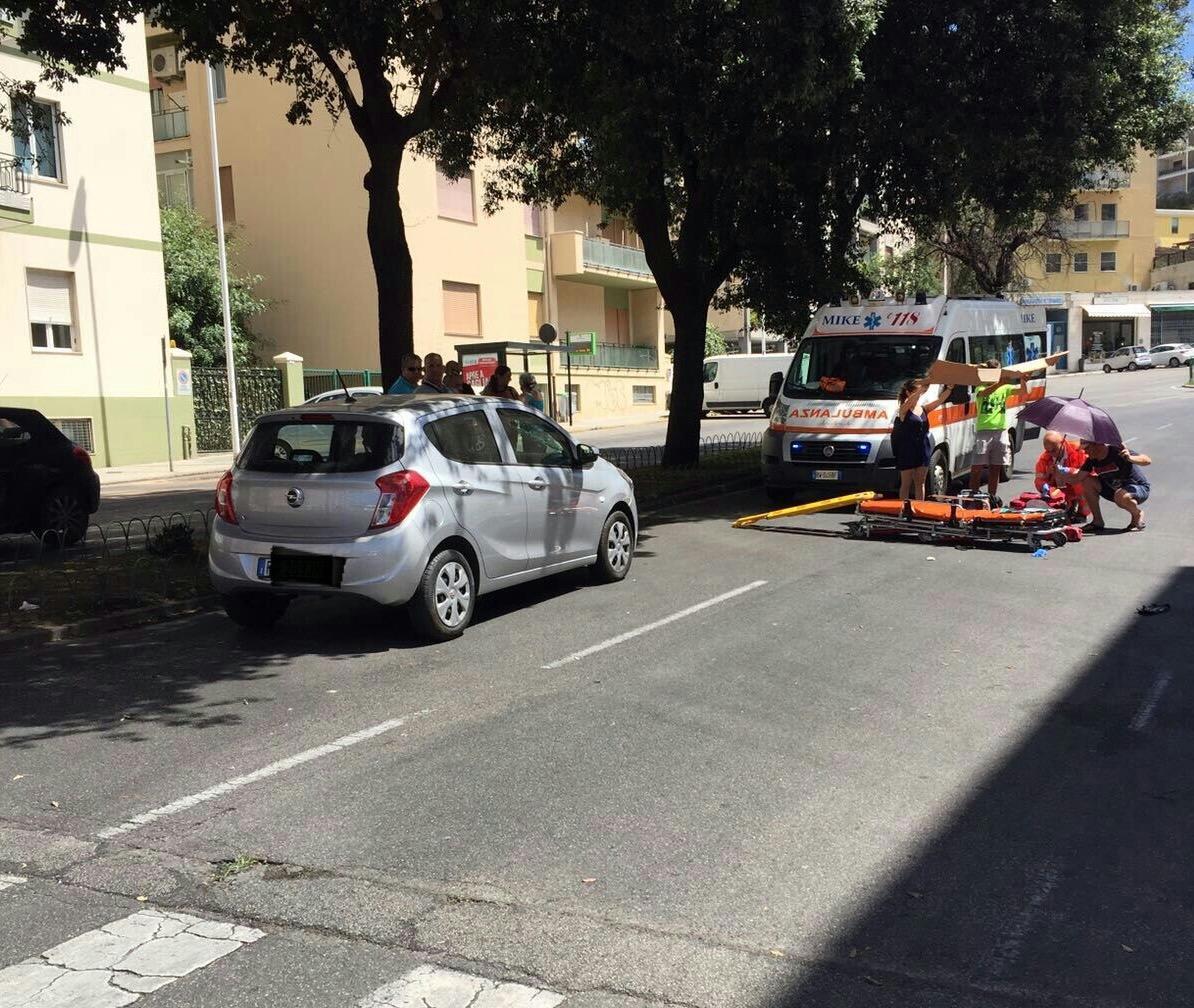 Donna investita sulle strisce a Cagliari, è gravissima