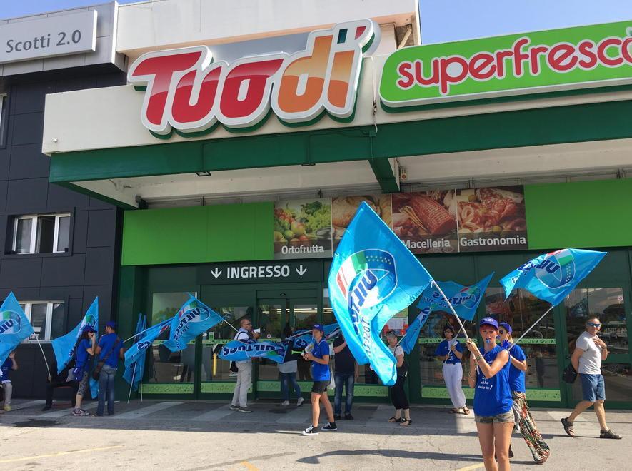 Tuodì: licenziati e senza disoccupazione 