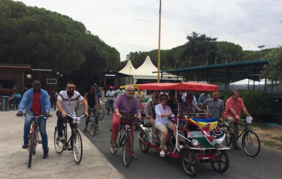 Meeting, partenza in bicicletta 