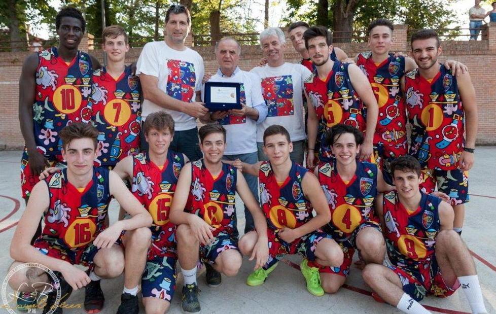 Ad Amandola con le nuove maglie 