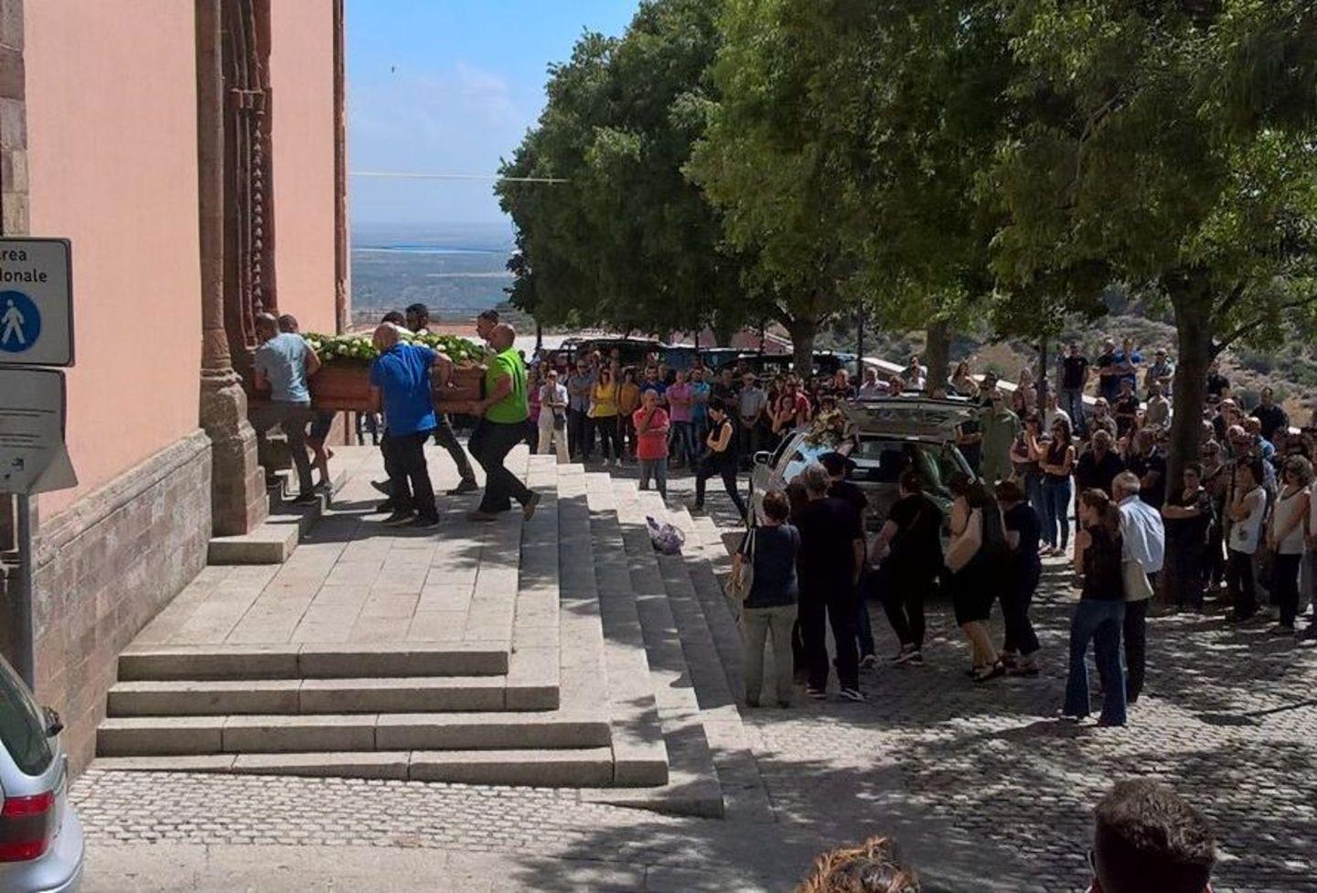 Bolotana, rombo di motori per l’addio a Giovanni Baldinu