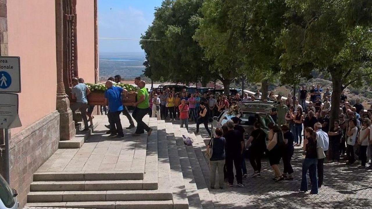 Bolotana, rombo di motori per l’addio a Giovanni Baldinu