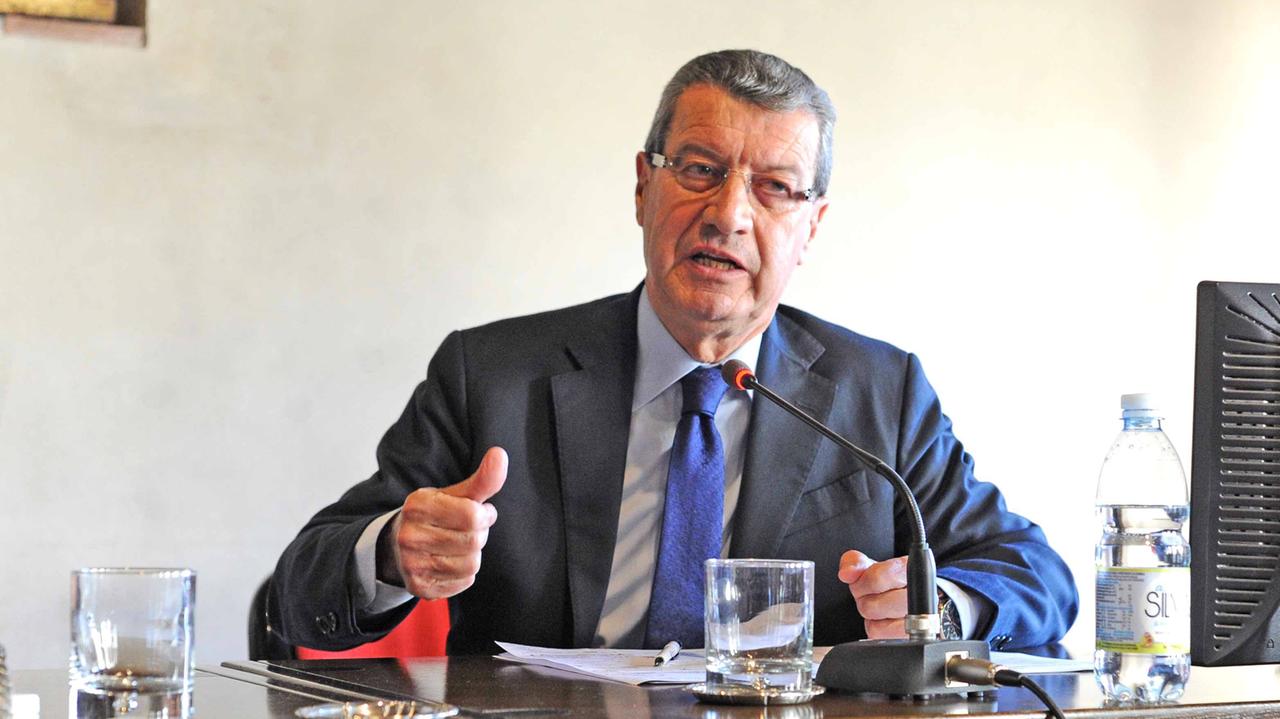 Dopo i ballottaggi, Vannino Chiti: «Ha ragione Prodi, da soli perdiamo. Accade dal 2014»