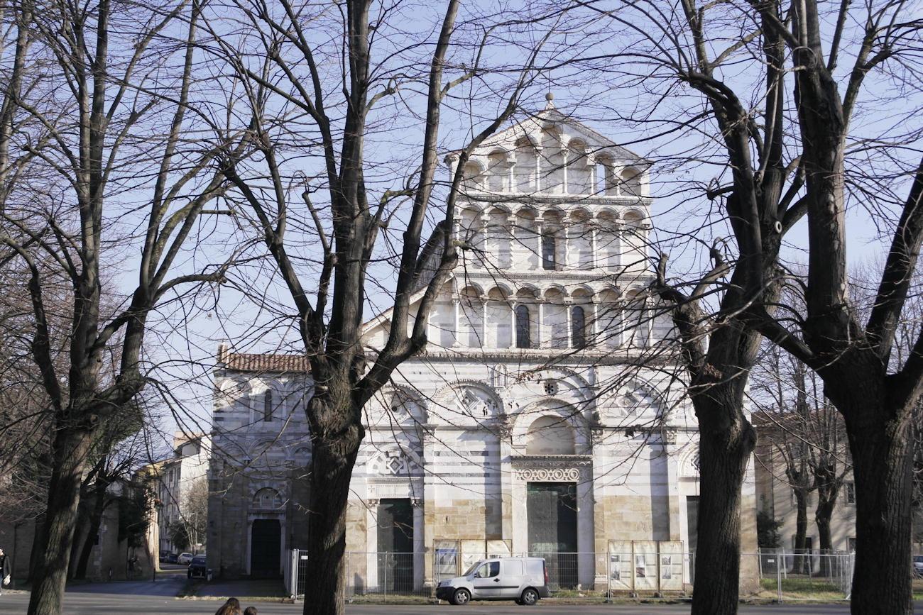 Una veduta di piazza San Paolo a Ripa d’Arno