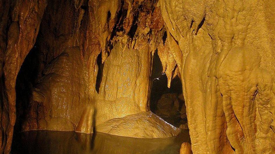 Il "sì" tutto speciale nelle grotte di Equi