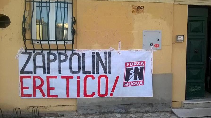 Messaggi d’affetto a don Zappolini «Vai avanti così»