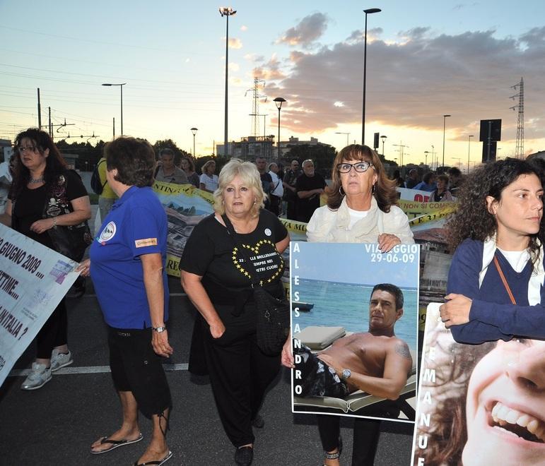 In migliaia alla commemorazione