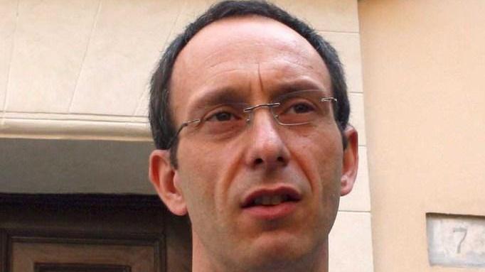 Documenti solo di martedì Due anni per l’iter