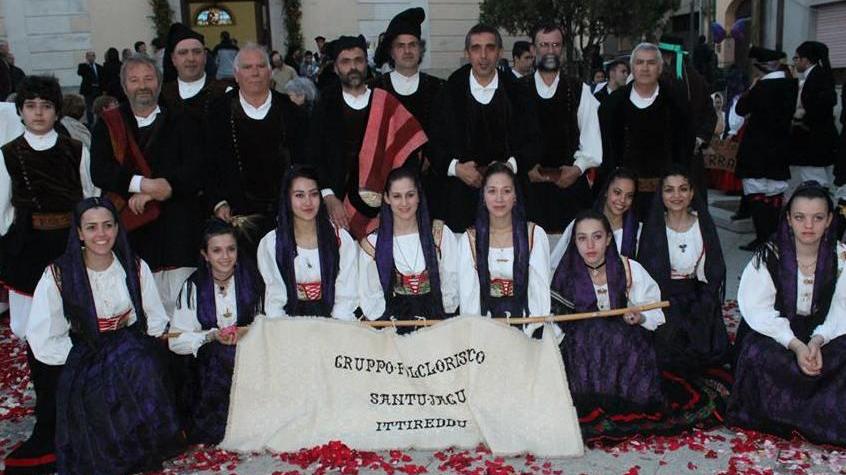 A Ittireddu gruppi folk da tutta l’isola
