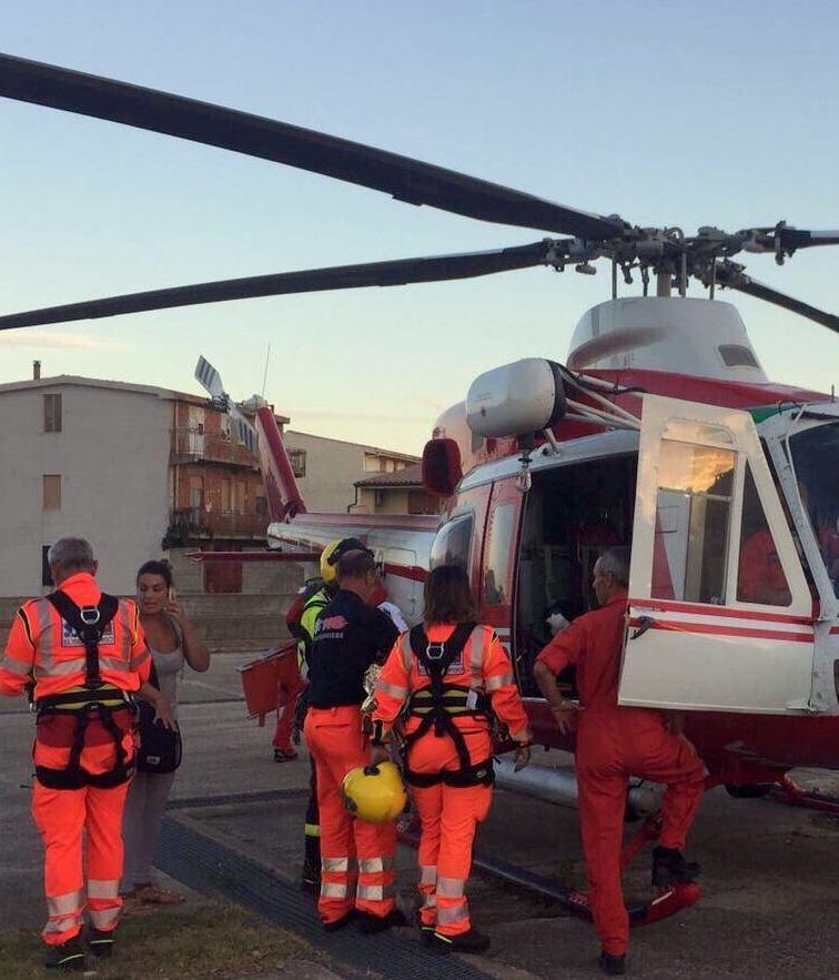 Grave bimba di 5 mesi ustionata  trasportata a Sassari in elicottero