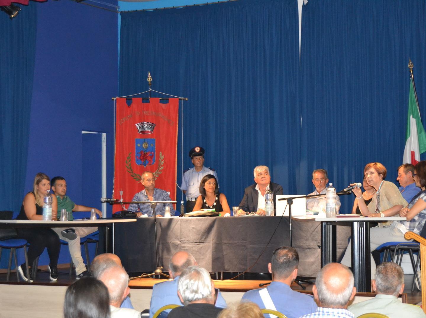 Tresnuraghes, Consiglio tra le polemiche 