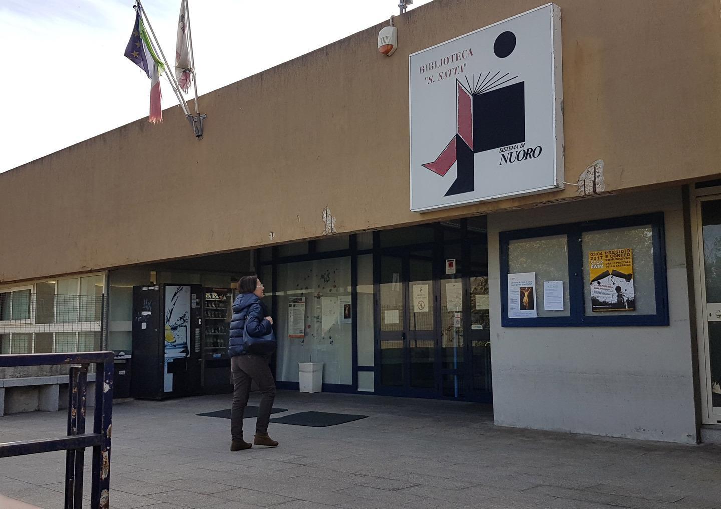 Biblioteca, nove licenziati 