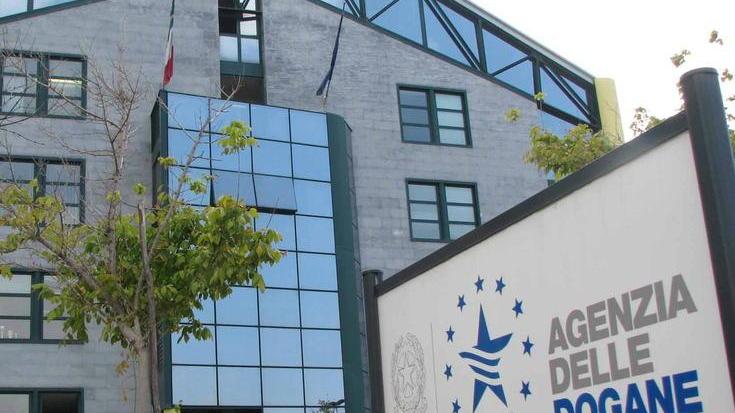 Avvocato di Pontedera “batte” l’Agenzia delle Dogane