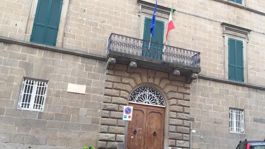 Il nuovo look di palazzo La Greca non piace a Italia Nostra