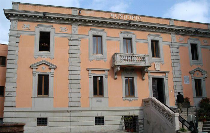 Il personale scarseggia: il caso in consiglio 