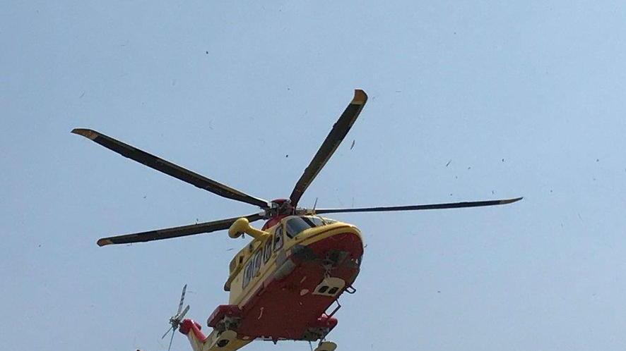 Muratore grave dopo un volo di sette metri