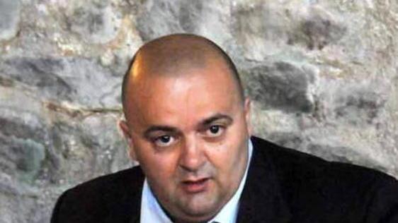 Bellesi attacca: basta tagli alle scuole lunigianesi