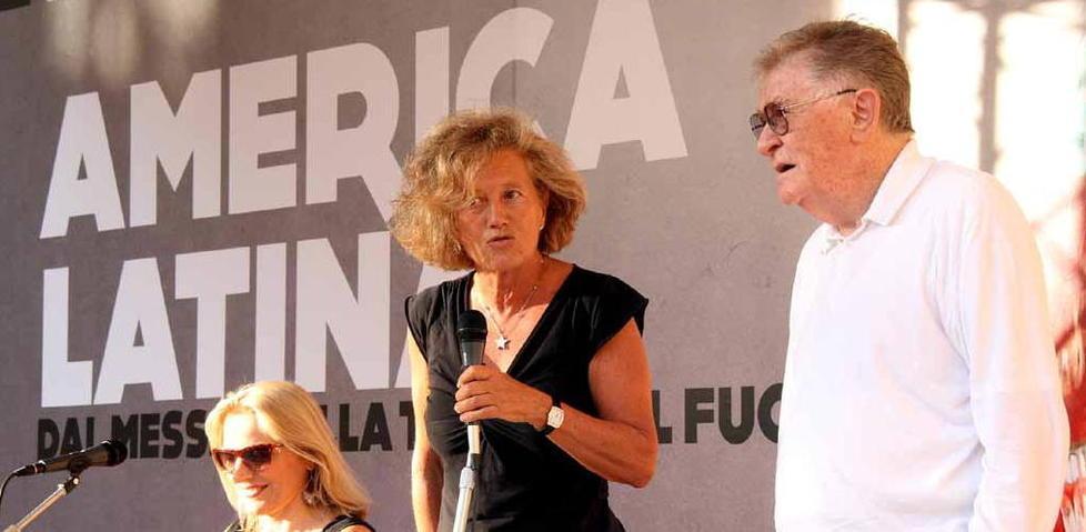 Quattro film, passeggiate, 200 volontari