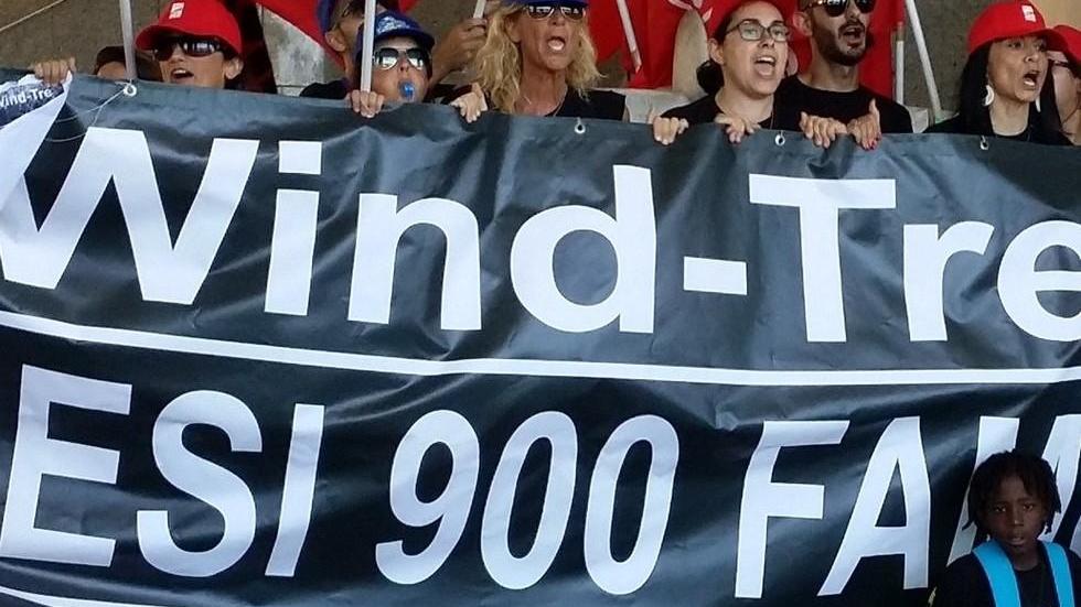 Wind 3, sì all’accordo ma con alcuni paletti