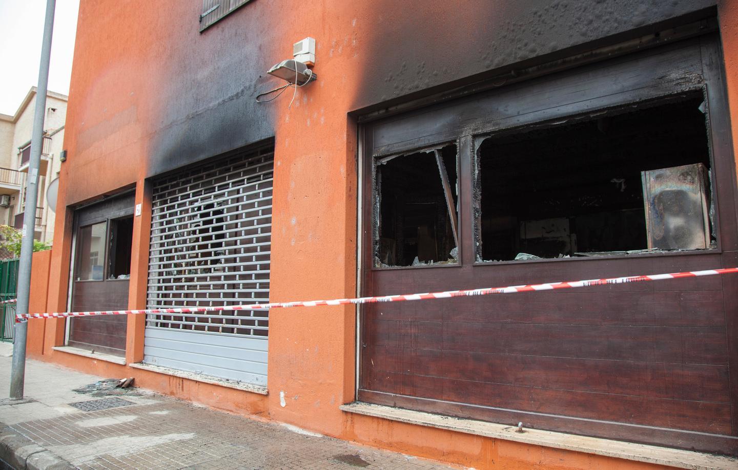 Distrutto dal fuoco l’ex pub Sagittario 