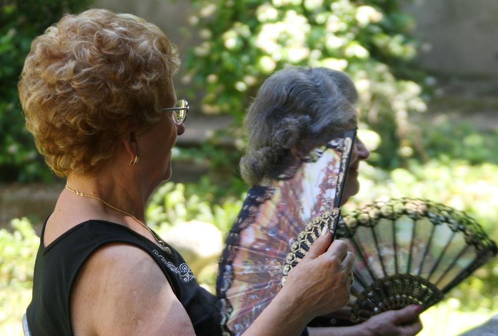 “Cuore e caldo”: arriva la guida per un’estate sicura