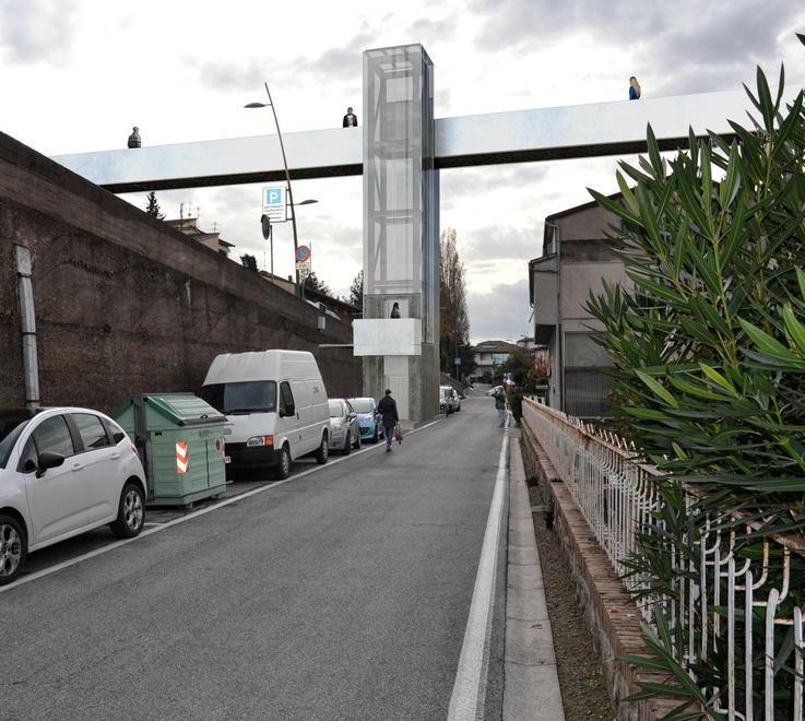 Multe durante l’assemblea del Comitato anti passerella 