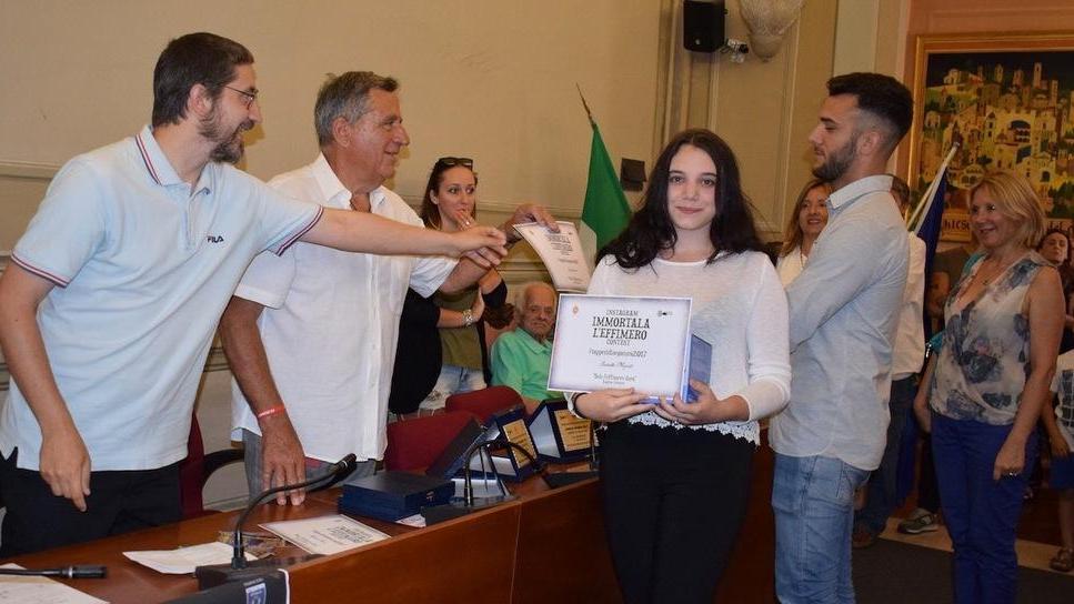 È di Isabella Musetti lo scatto più bello dei tappeti di segatura
